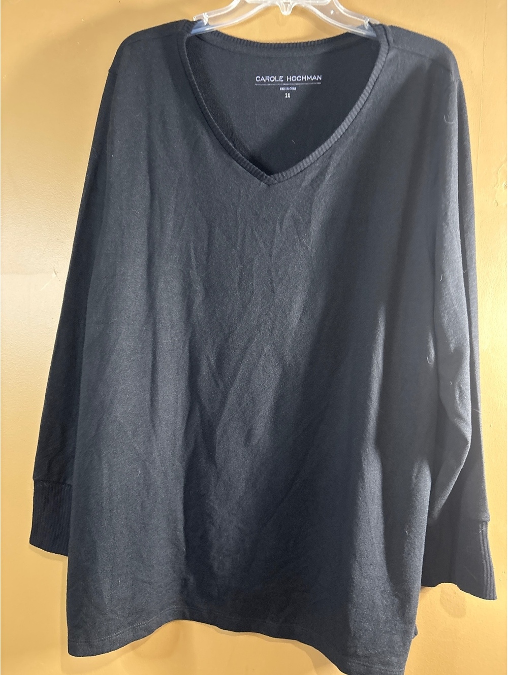 HC1228 Carole Hochman Women's Black V-Neck Long Sleeve Shirt Size 1X